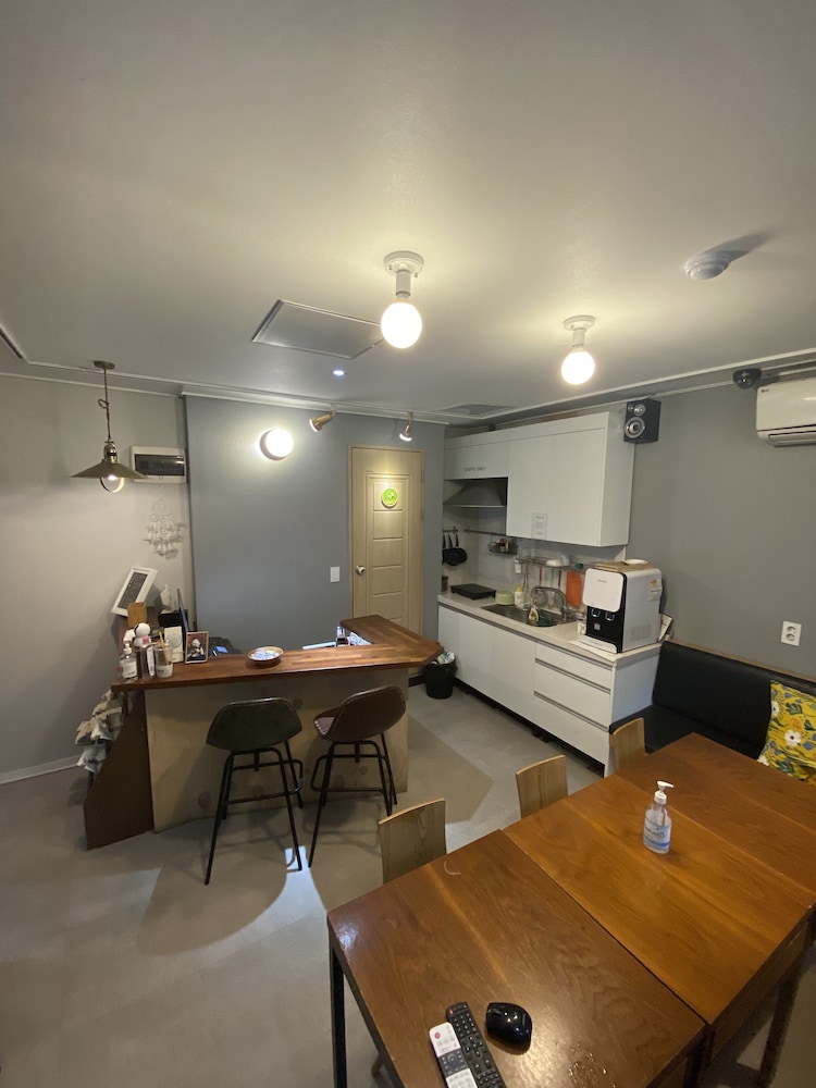 Fully Hong Hostel Insadong 27/35
