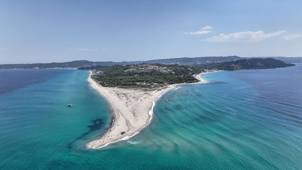 Akrogiali Boutique Hotel 44/50