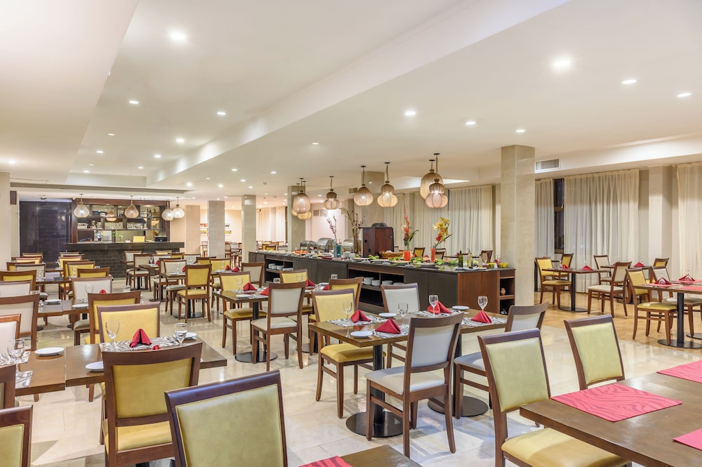 Exe Hotel Cataratas 50/64