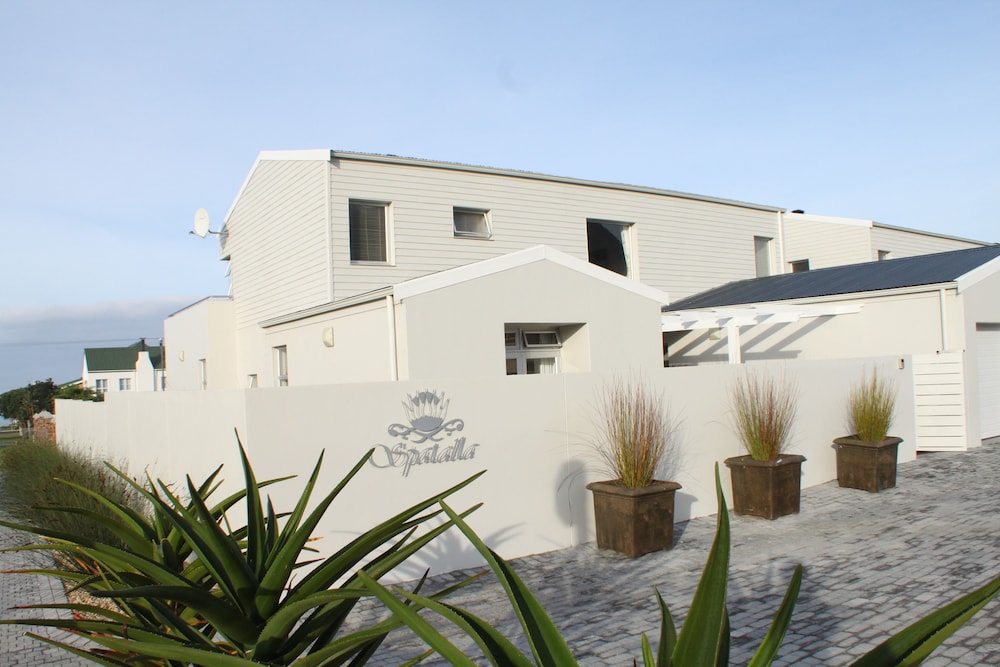 Spatalla Holiday Homes 5/50
