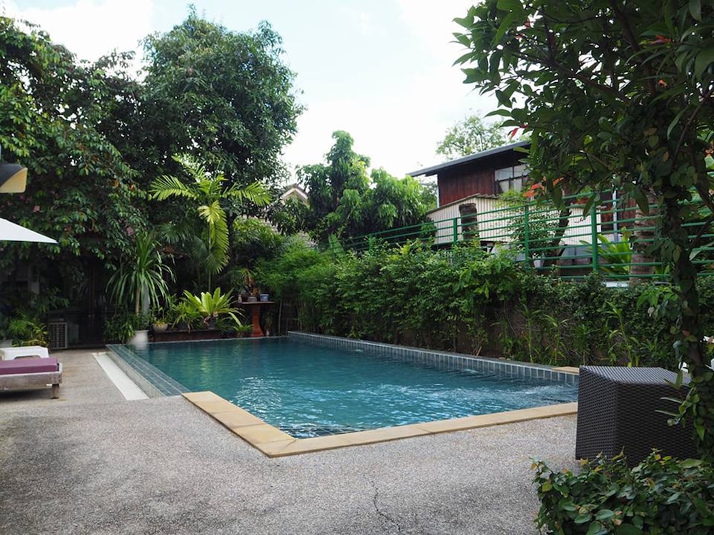 MANDALA HOUSE 61/68