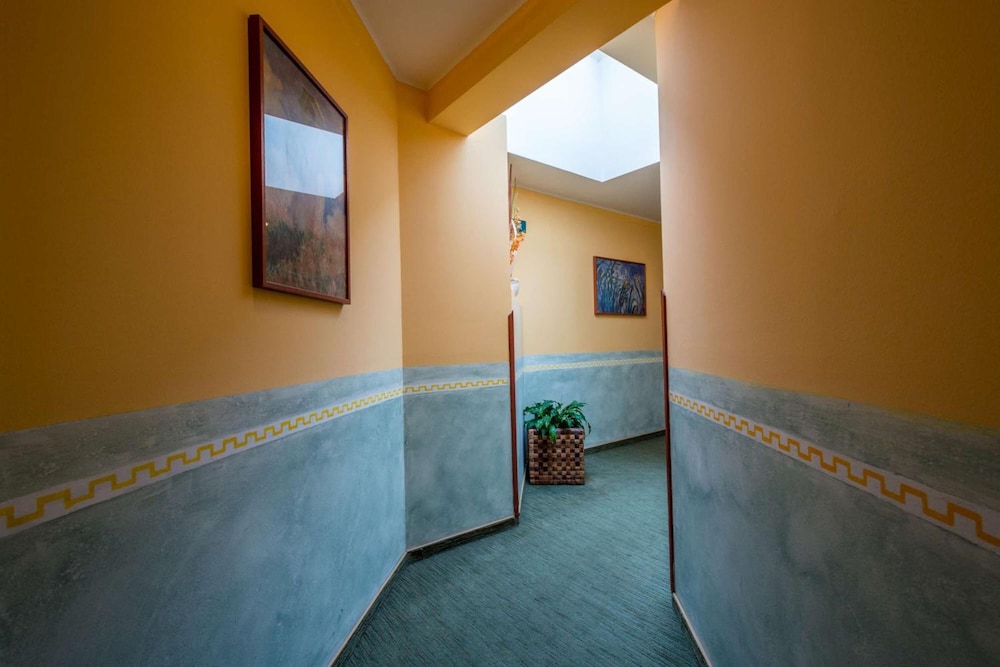 Prague Centre Superior Hotel 36/61