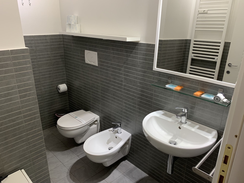 Tiburtina Suites 31/34