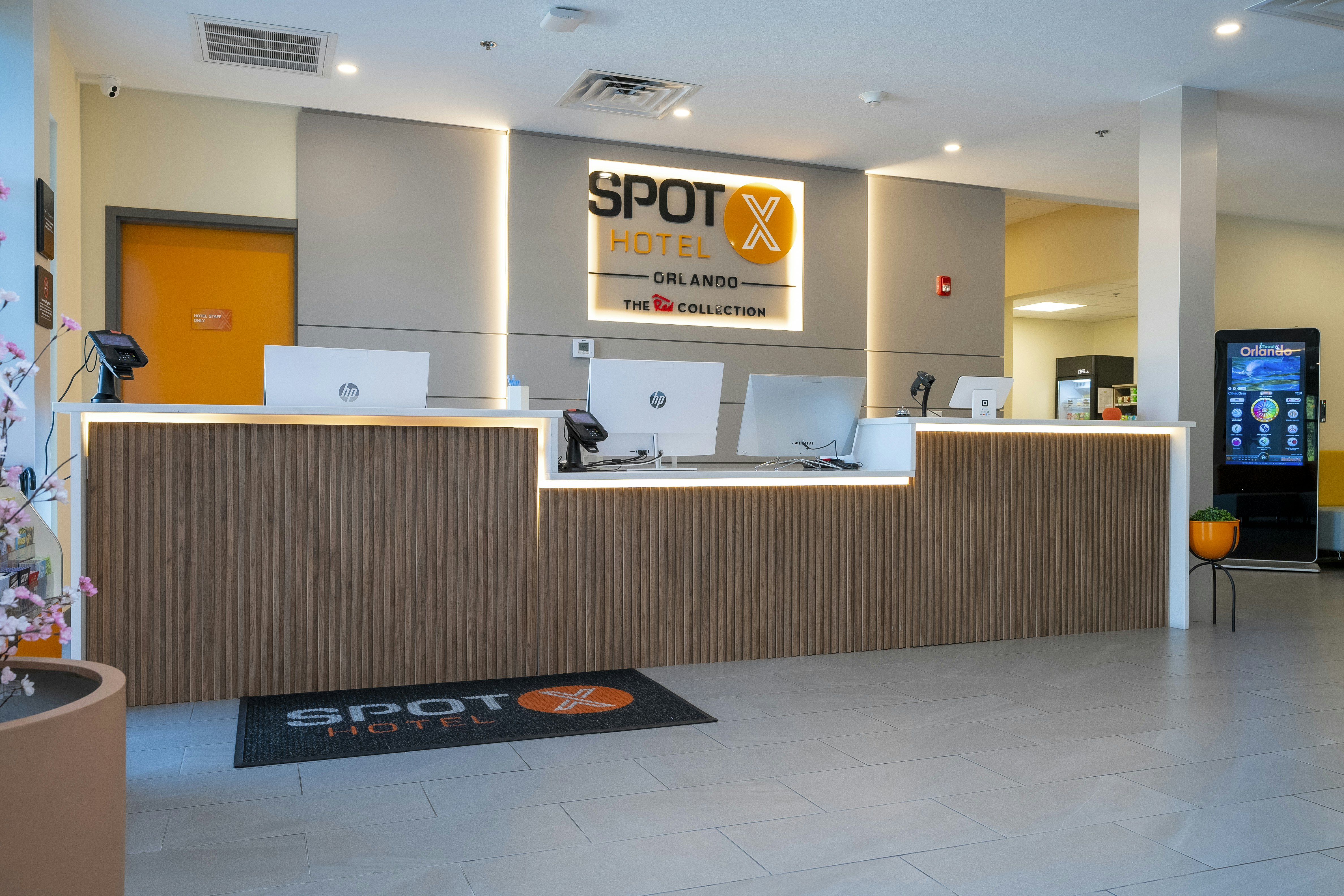 SPOT X Hotel Orlando/Intl Dr by The Red Collection 15/75
