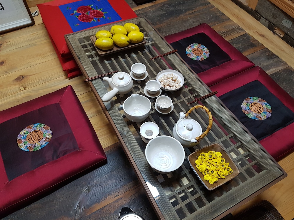 Jukheon Traditional House 38/50