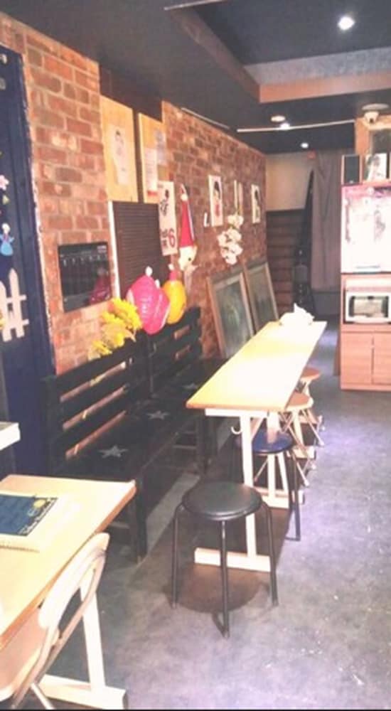 Oppa Hostel 38/50