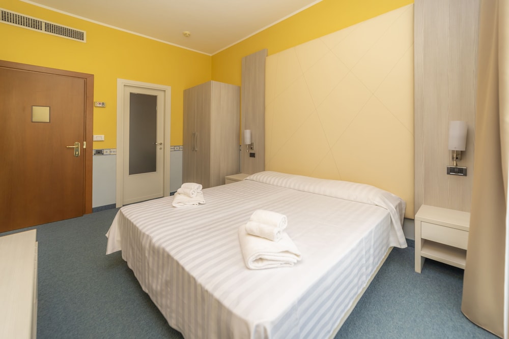 Hotel Della Torre 8/30