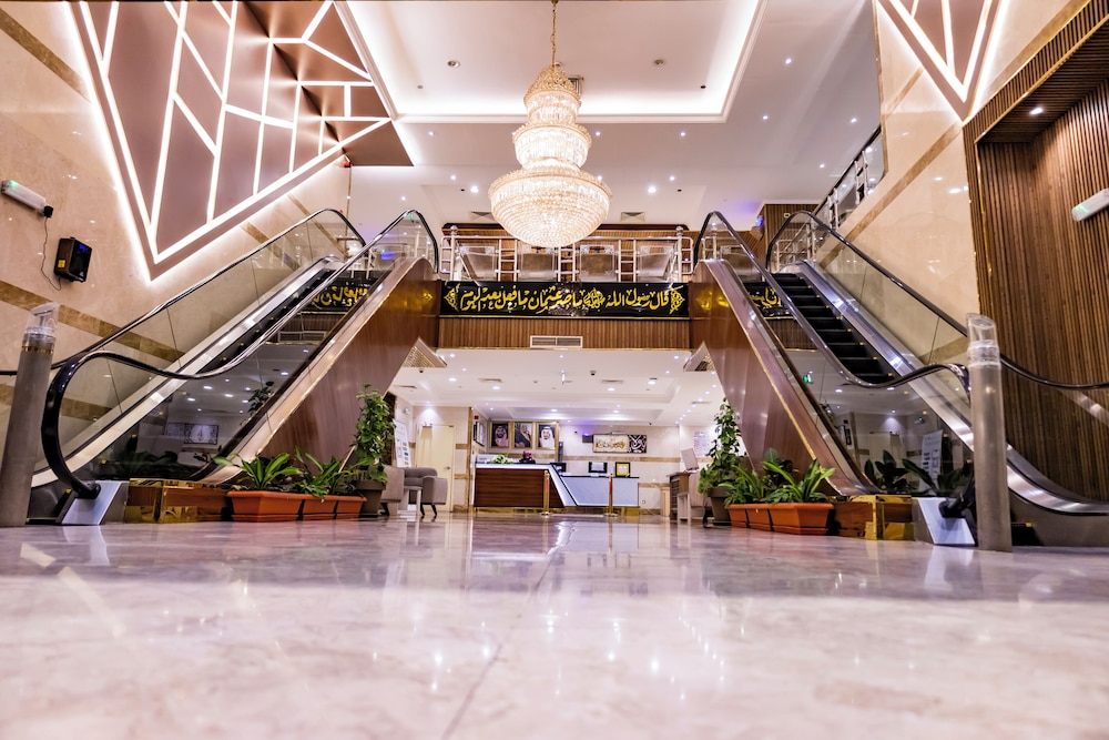 Waqf Othman Bin Affan hotel 12/38