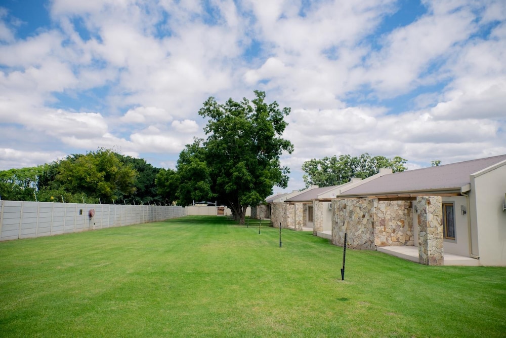 Africanos Country Estate 36/46