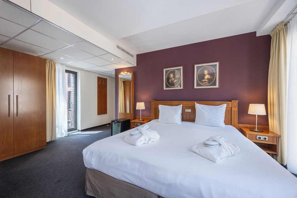 Amrath Grand Hotel Frans Hals 24/67