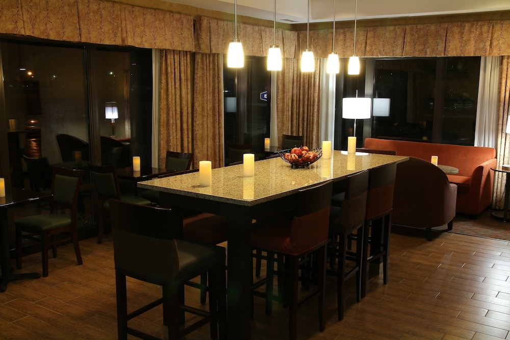 MainStay Suites Bourbonnais - Kankakee 31/47