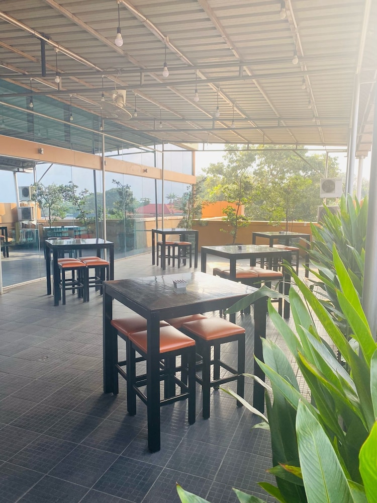 Manna Hotel Pematangsiantar 30/43