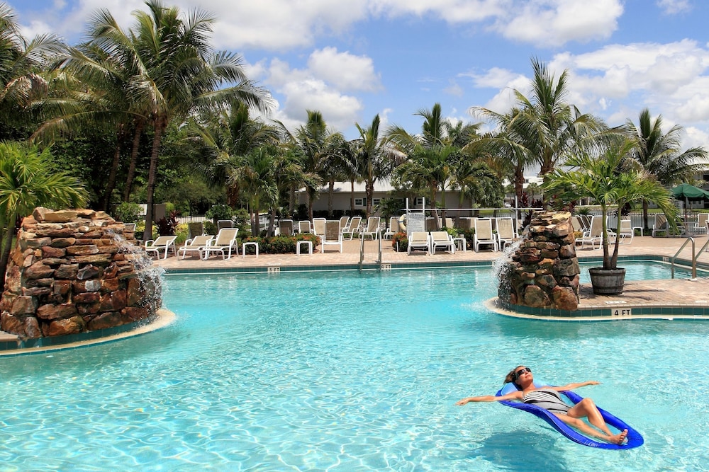 Greenlinks Golf Villas At Lely Resort 11/76