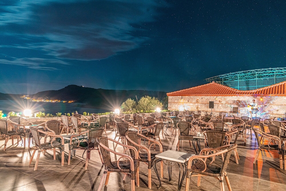 Assos Dove Hotel Resort Spa 62/67