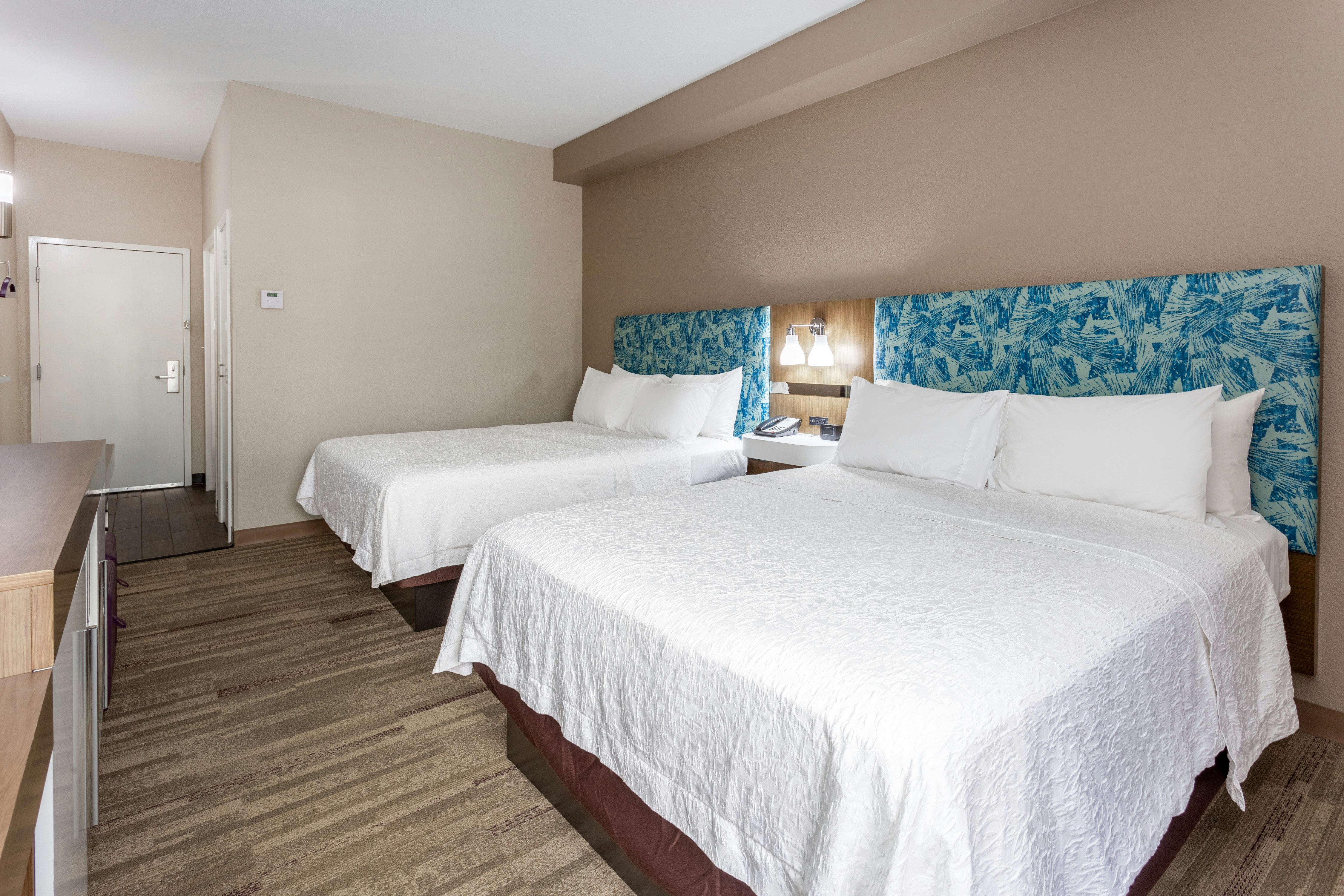 ROOM, 2 DOUBLE BEDS
