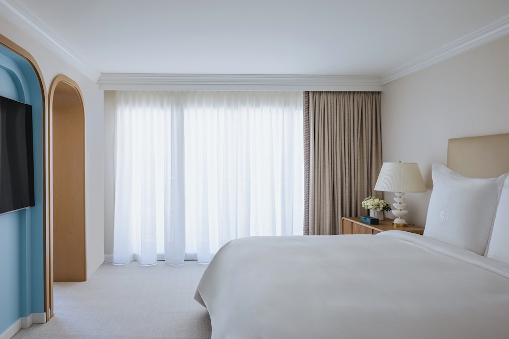 Santa Monica, Suite, King Bed
