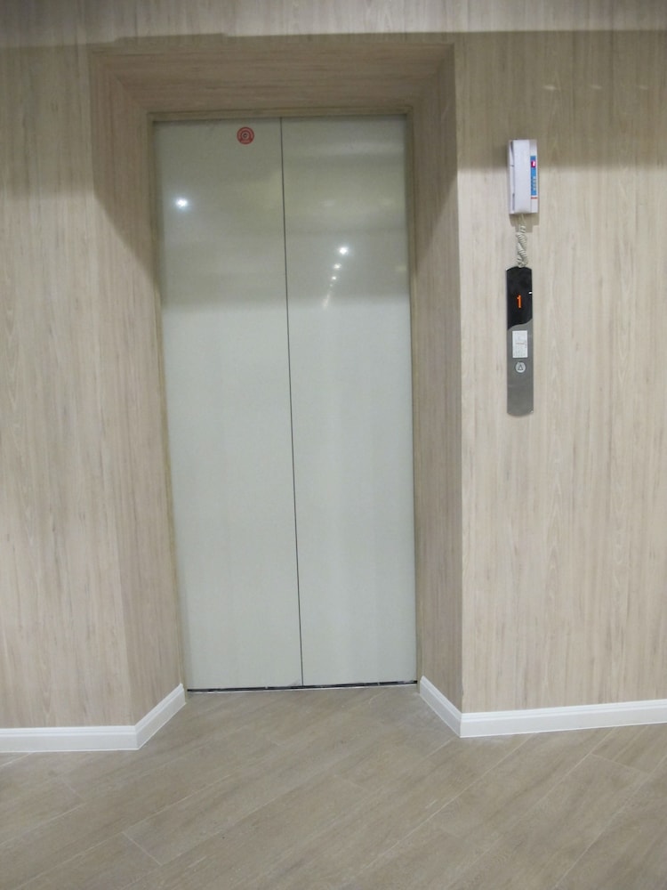 Suvarnabhumi Oriental Resort 37/64