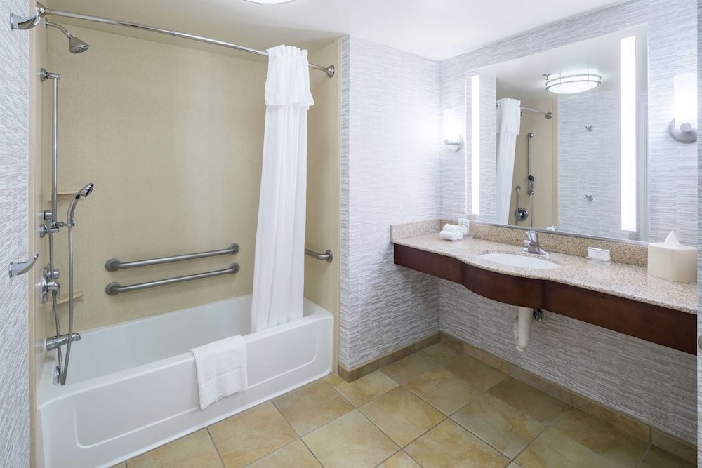 Homewood Suites by Hilton Fresno Airport/Clovis, CA 16/50