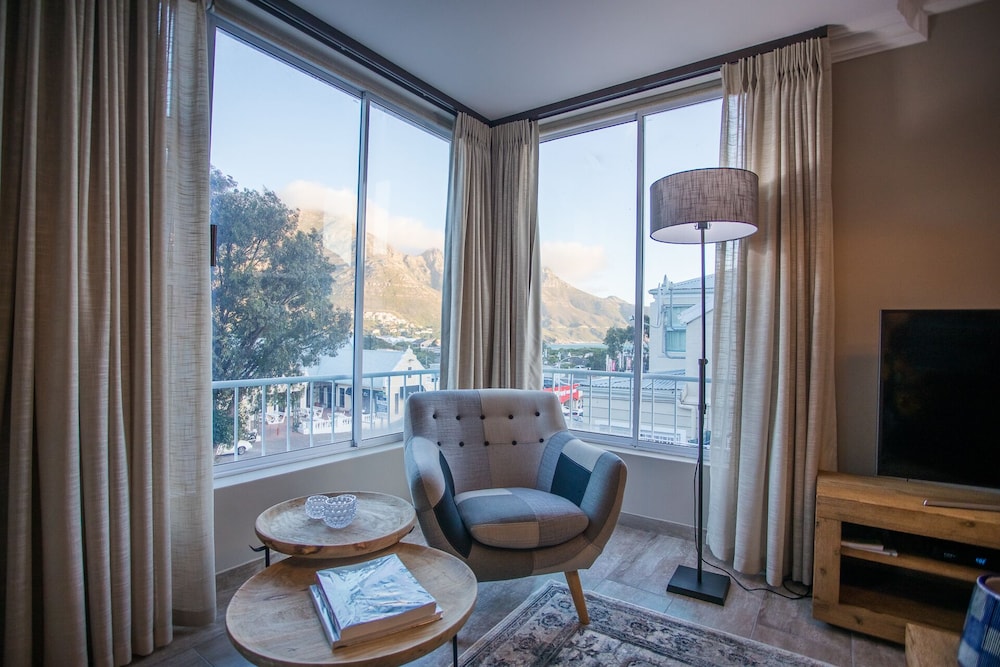 dk villas 2 The Boardwalk (Hout Bay) 32/50