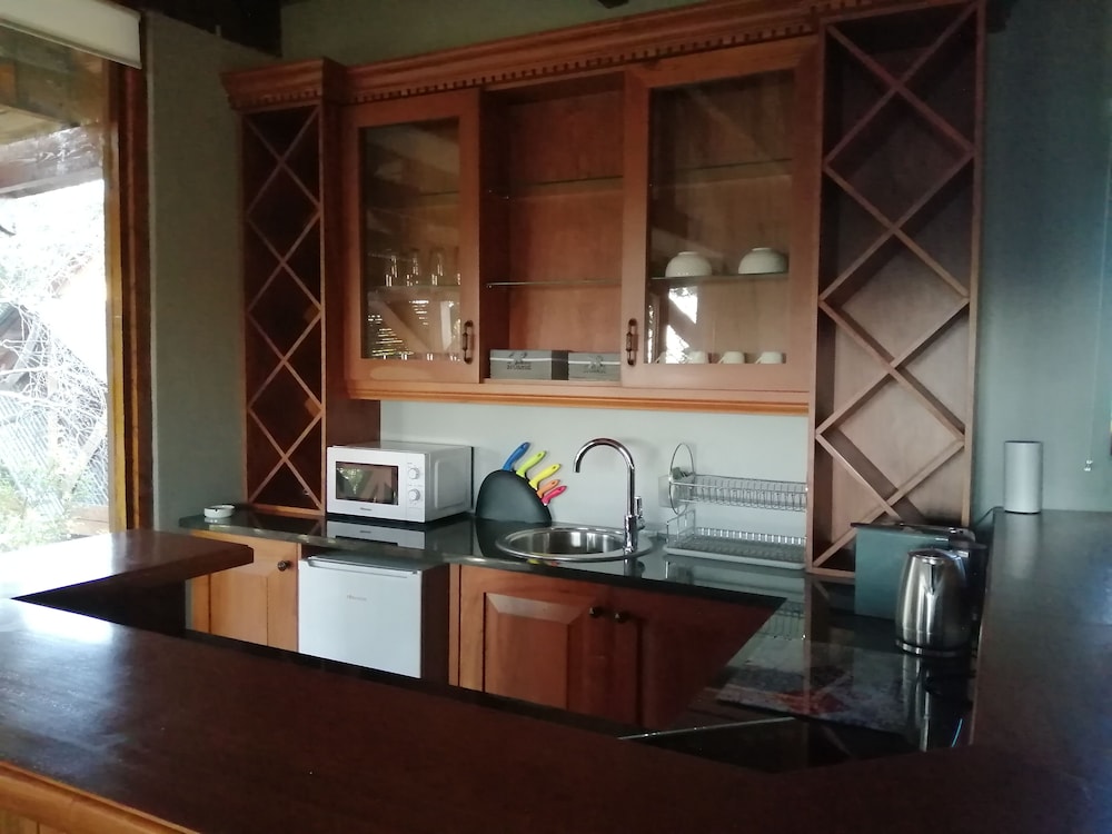 Ikamu's lodge 2/50