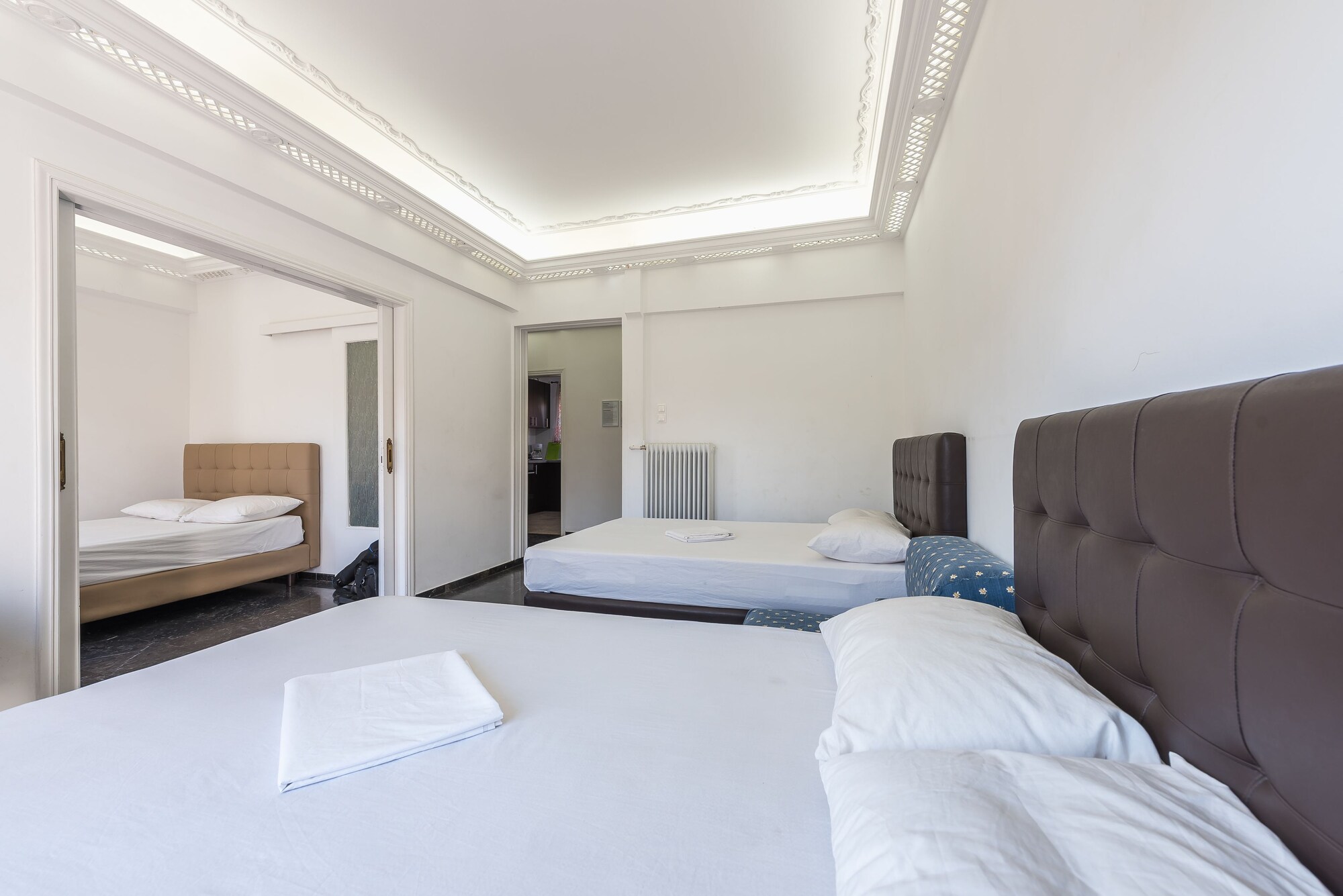 3 BEDROOMS, APARTMENT