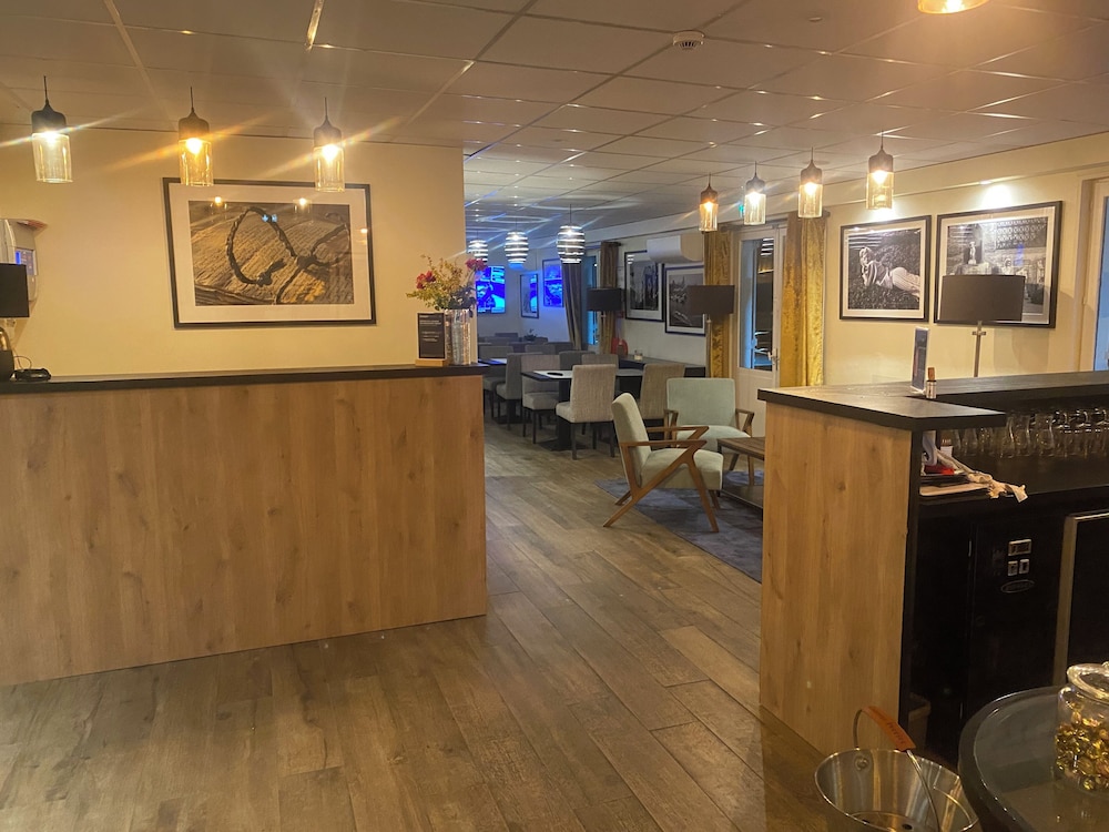 Hotel Acadie Orly Morangis 6/64