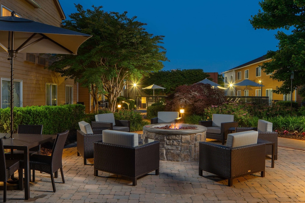 Sonesta Select Chattanooga Hamilton Place 3/34