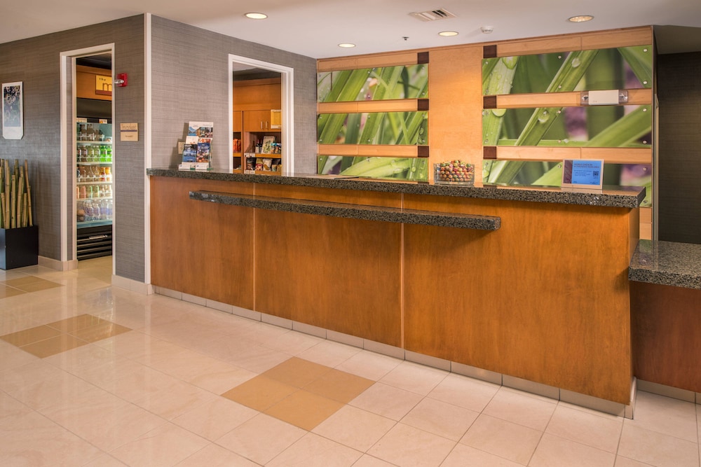 Springhill Suites Hagerstown 6/50