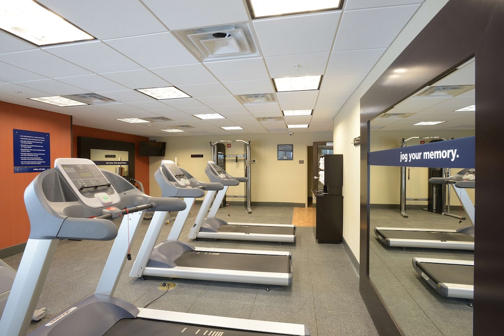 Hampton Inn Suites Cincinnati Kenwood Oh 24/43