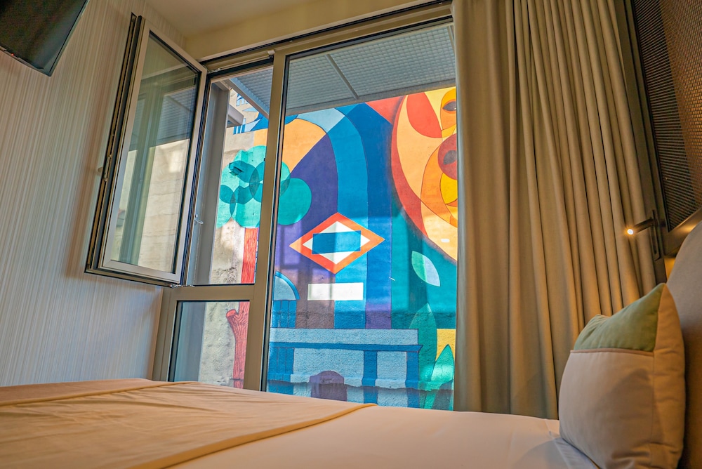 Akeah Hotel Gran Via - Adults Only 16/50
