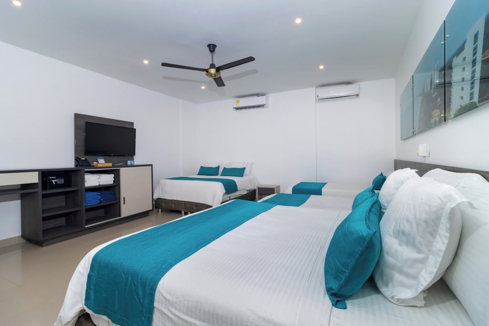 Hotel Poblado Covenas 20/50
