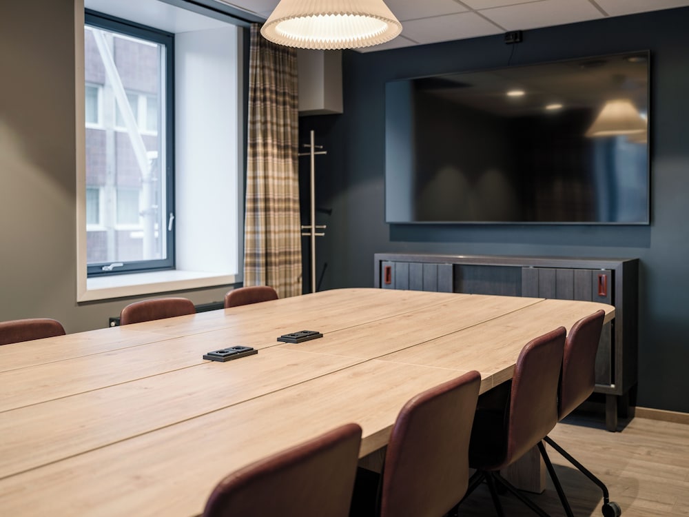 Quality Hotel Grand Tromso 55/69