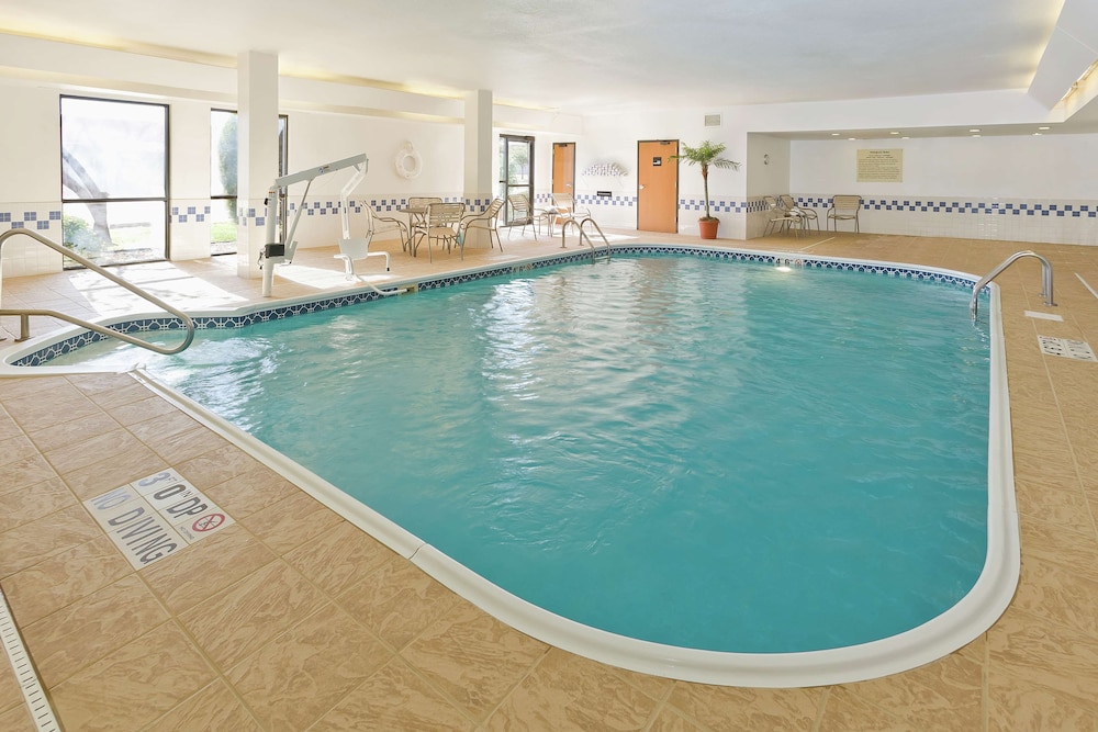Hampton Inn San Angelo 4/36