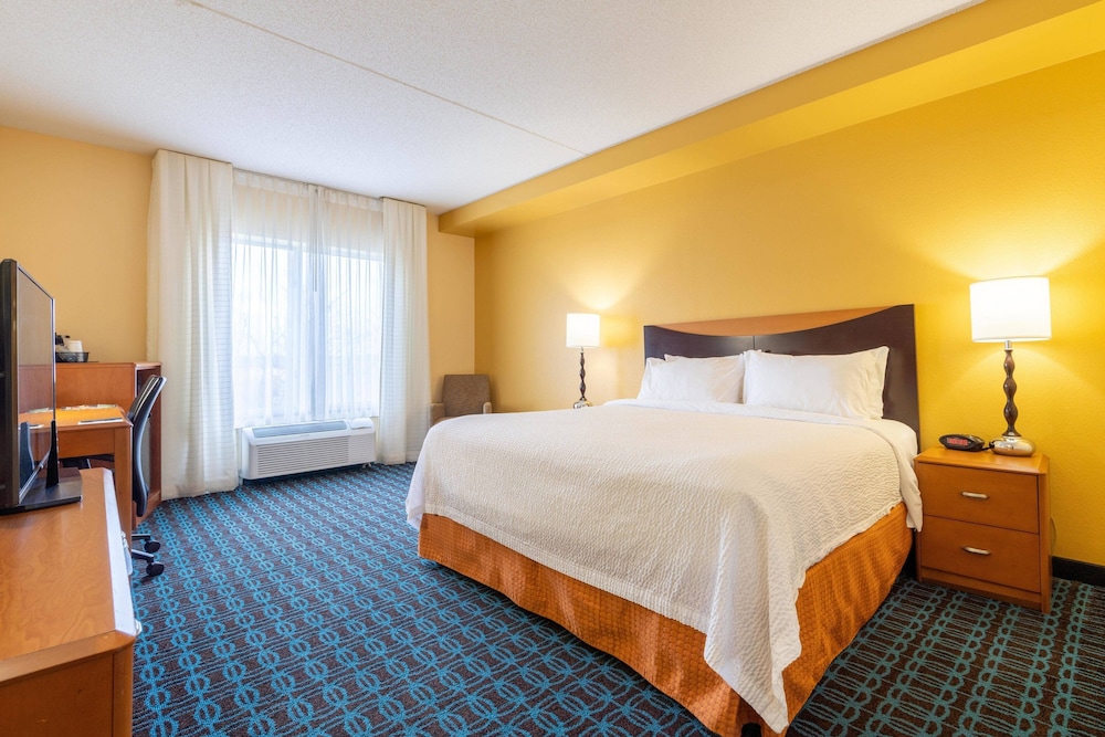 Fairfield Inn Suites Carlisle 17/55