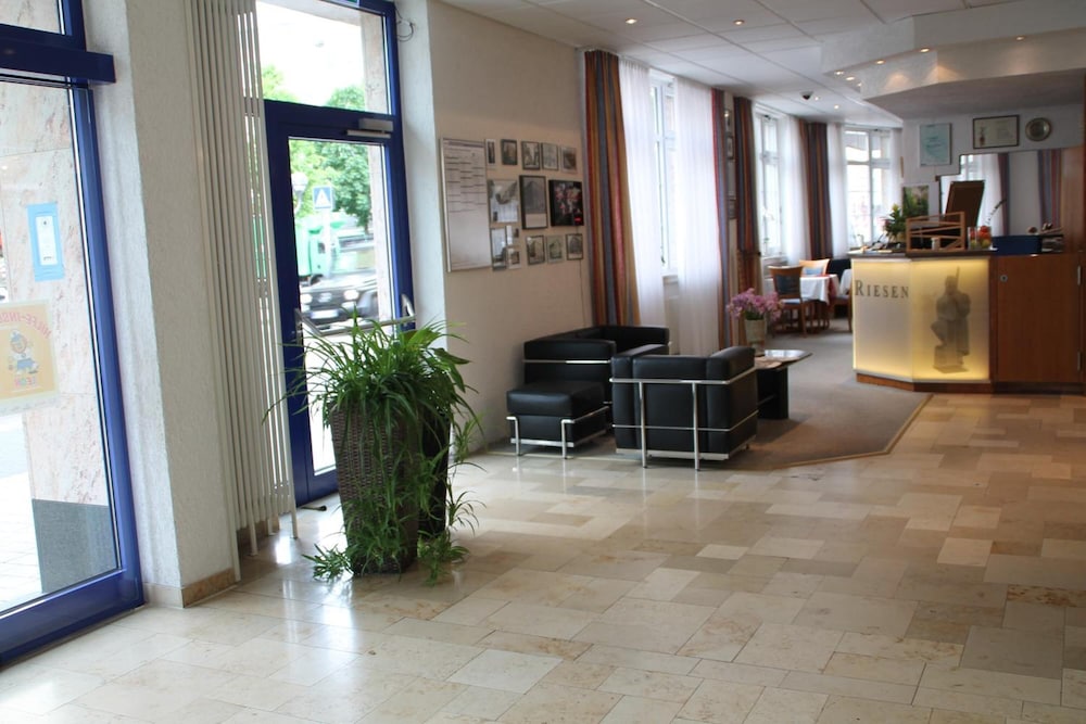 Trip Inn Hotel Zum Riesen 34/50