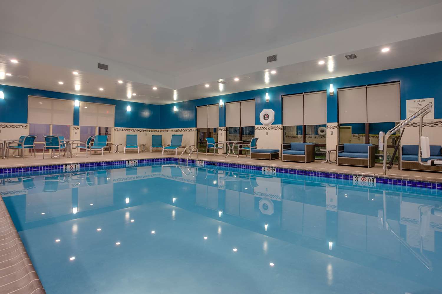swimming pool spa