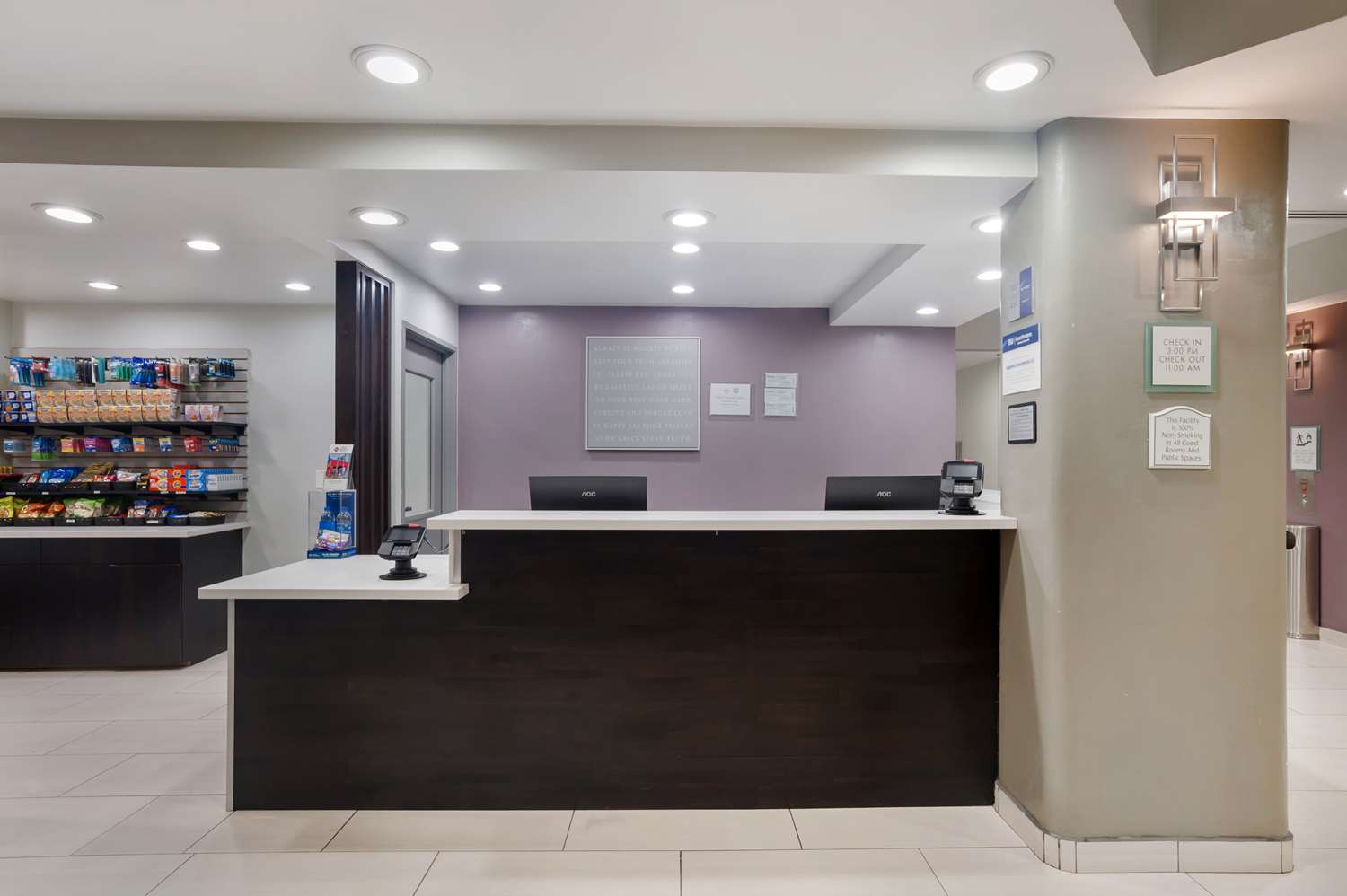 Best Western Plus Commerce Hotel 2/19