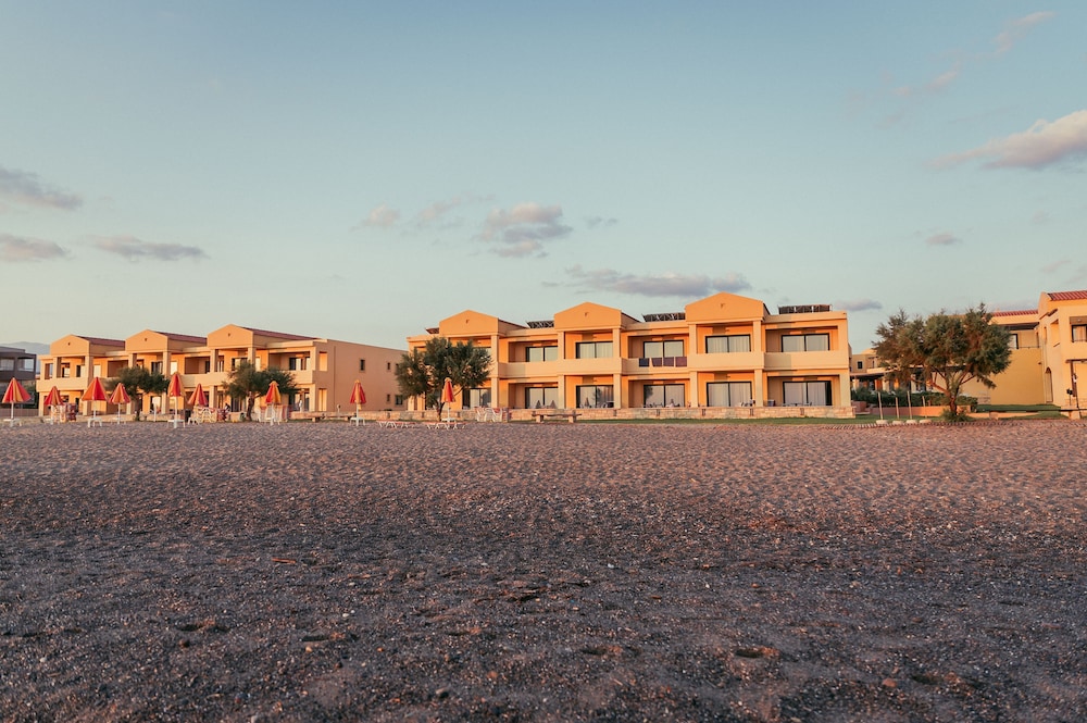 Silver Beach 70/73