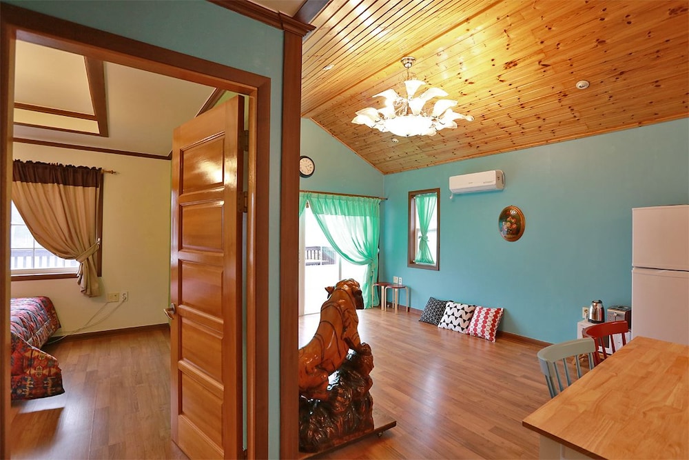 Pyeongchang Green Castle Pension 28/39