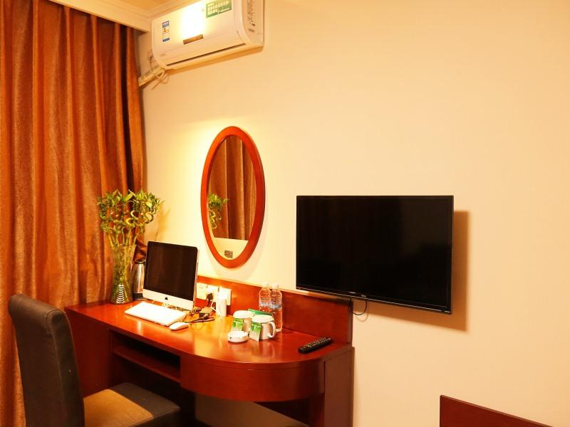 GreenTree Inn Chifeng Linxi Ronglin Homeland Express Hotel 13/15