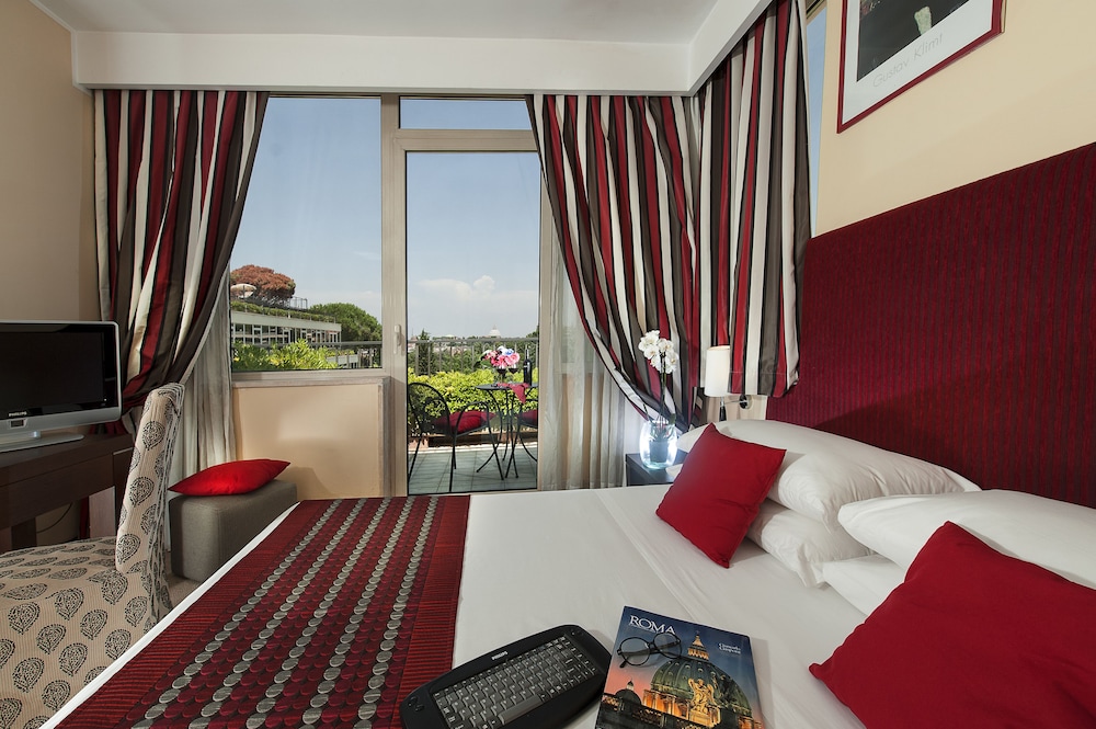 Cardinal Hotel St Peter 19/54