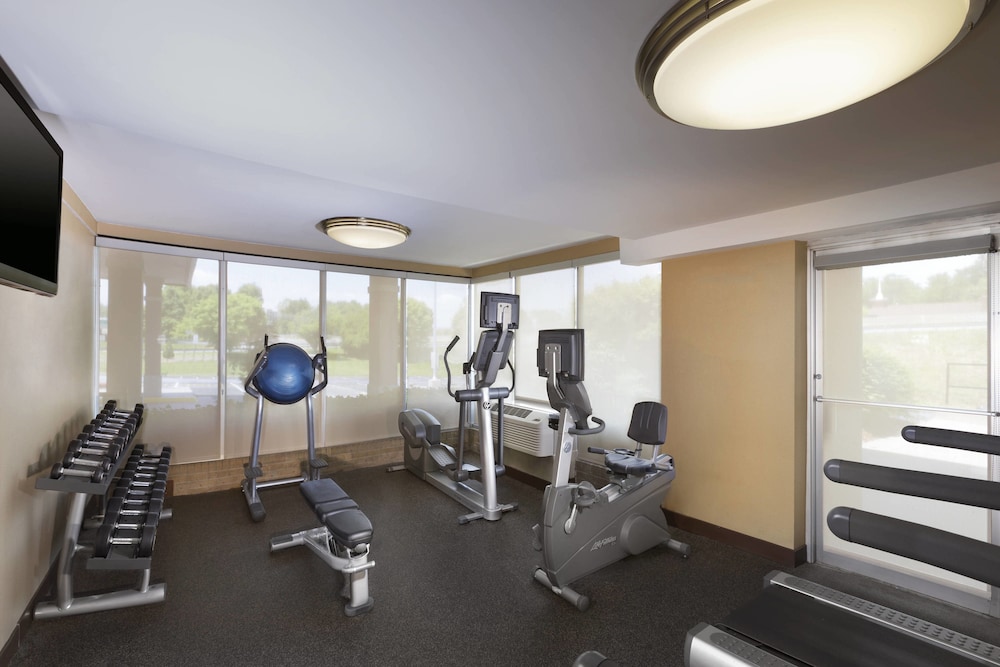 Four Points by Sheraton Asheville Downtown 13/28