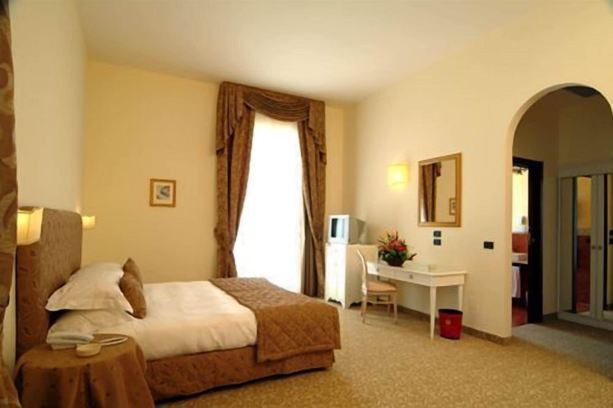 Room at Hotel San Paolo Al Convento, TRANI