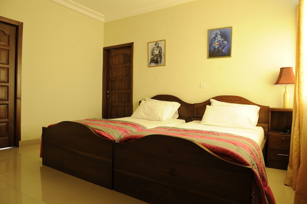 Mount Pleasant Inns & Apartment 12/50