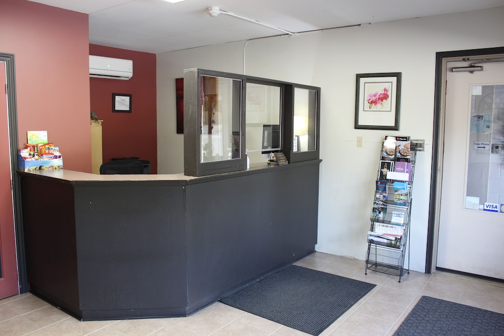 Bancroft Inn and Suites 7/39