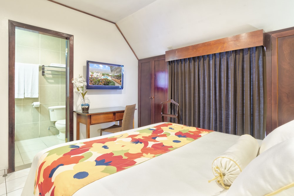 Hotel Suites Cristina 32/69