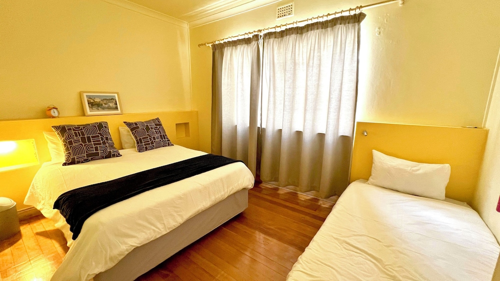 Long Street Backpackers - Adults Only 19/50