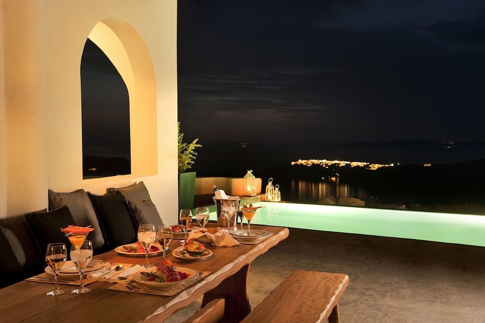 Avaton Resort and Spa 33/46