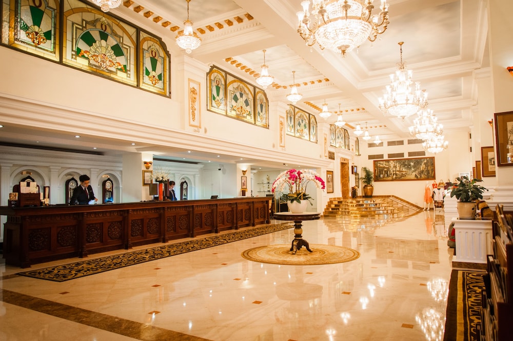 Majestic Hotel 3/34