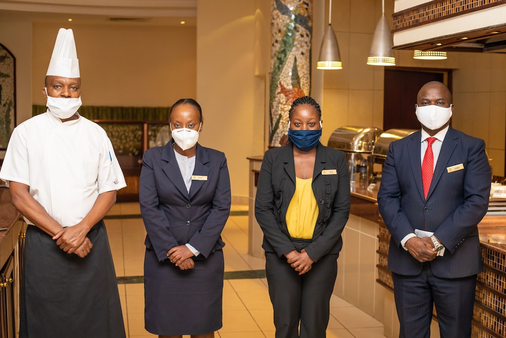 Kampala Serena Hotel 9/60